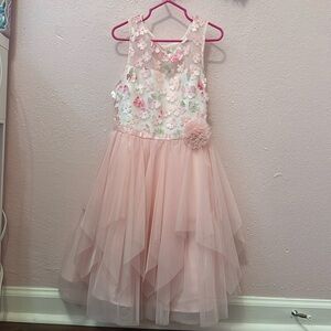 Pink flower dress in excellent condition size girl 7